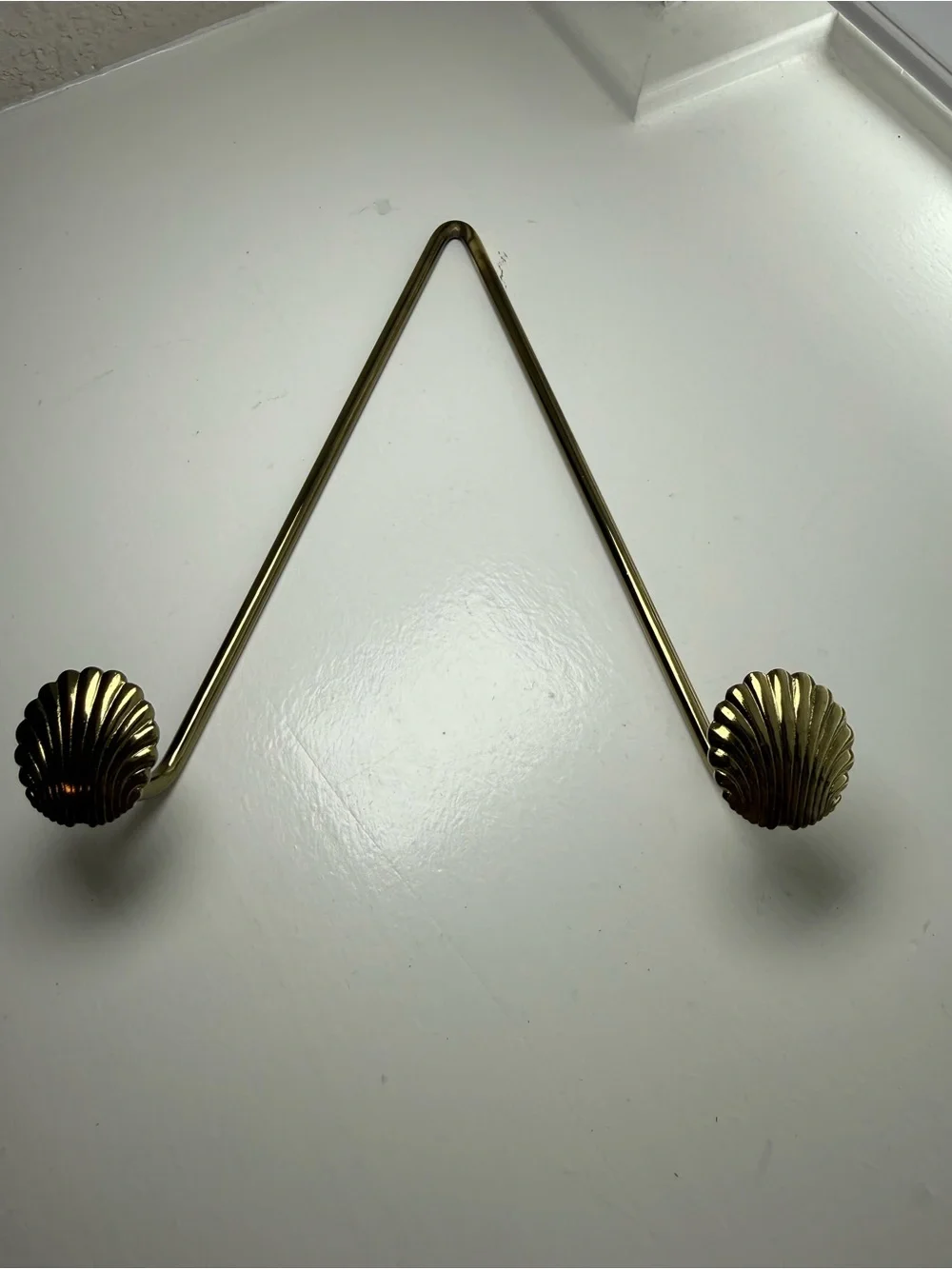 Vintage Gold Pineapple & Shell plate holder Set